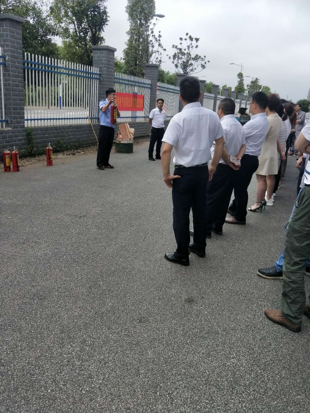 1679299615115901.jpg 2.jpg